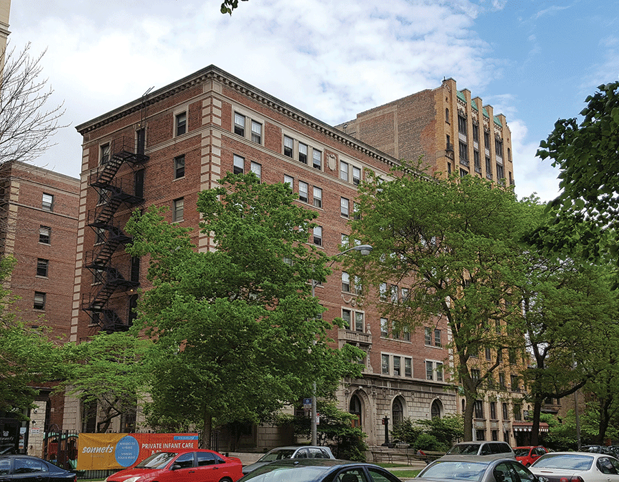 7-story, historic Hyde park apartment building overlooking Hyde Park Boulevard