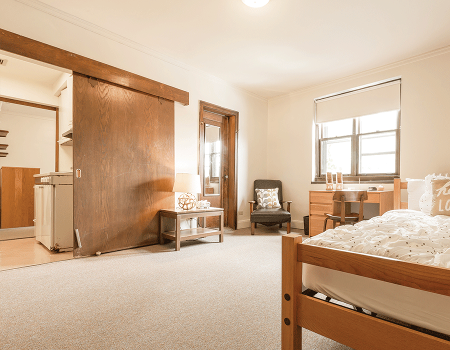 Vintage apartment with lots of light in Hyde Park 