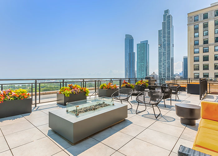 South Loop roof top deck overlooking Lake Michigan and Museum Campus in Chicago